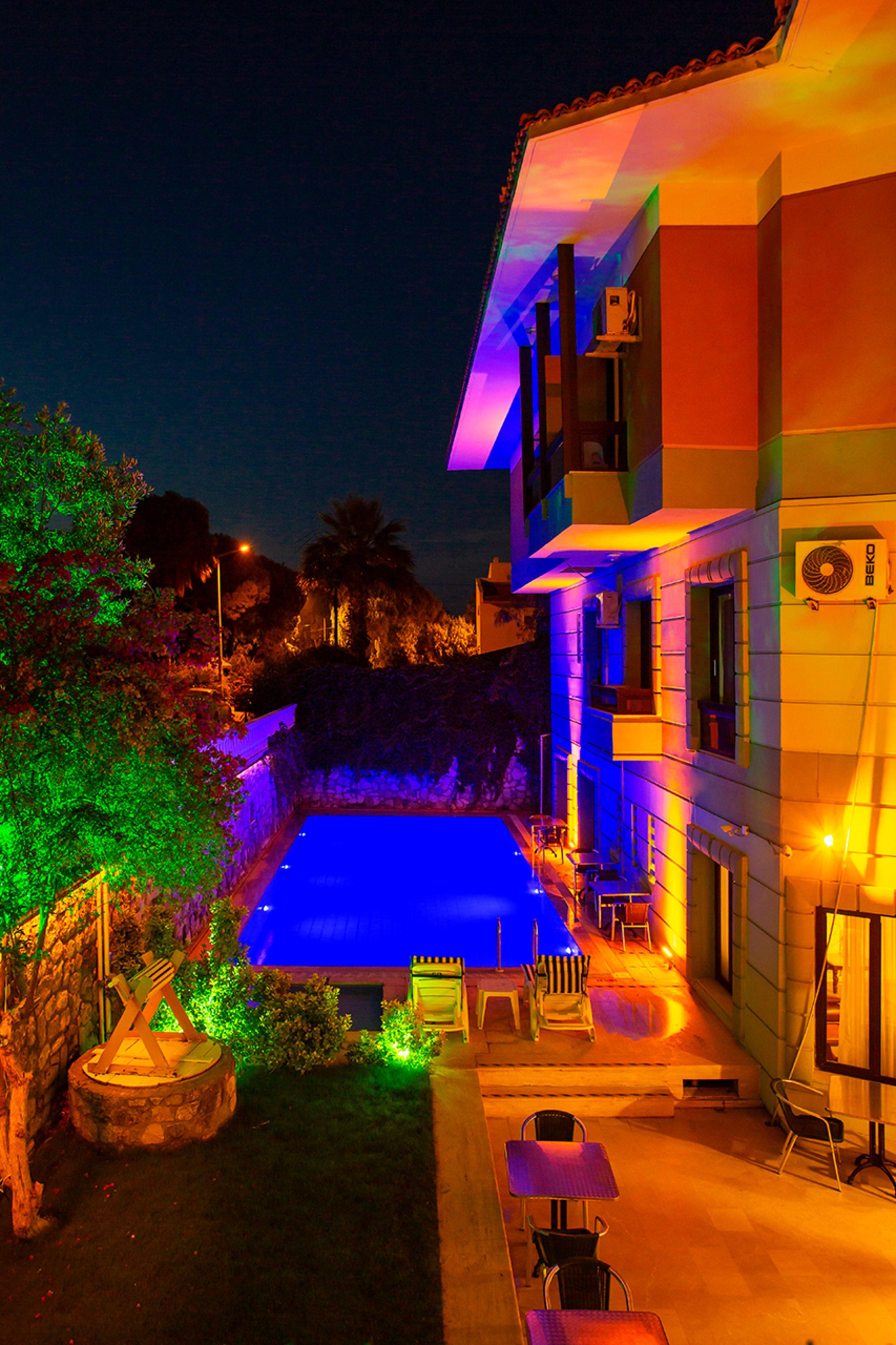Kabasakal Otel Çeşme Esterno foto
