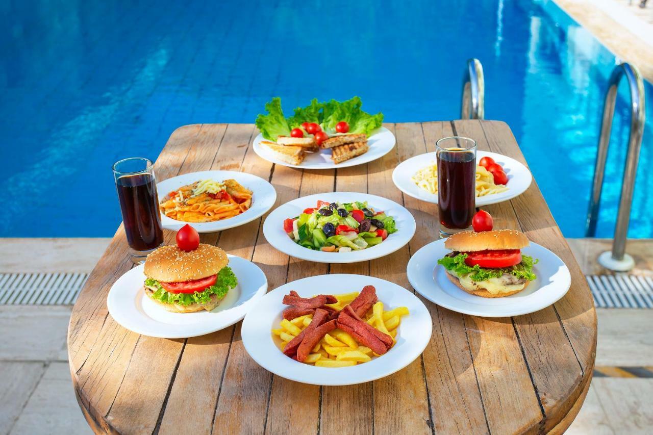Kabasakal Otel Çeşme Esterno foto