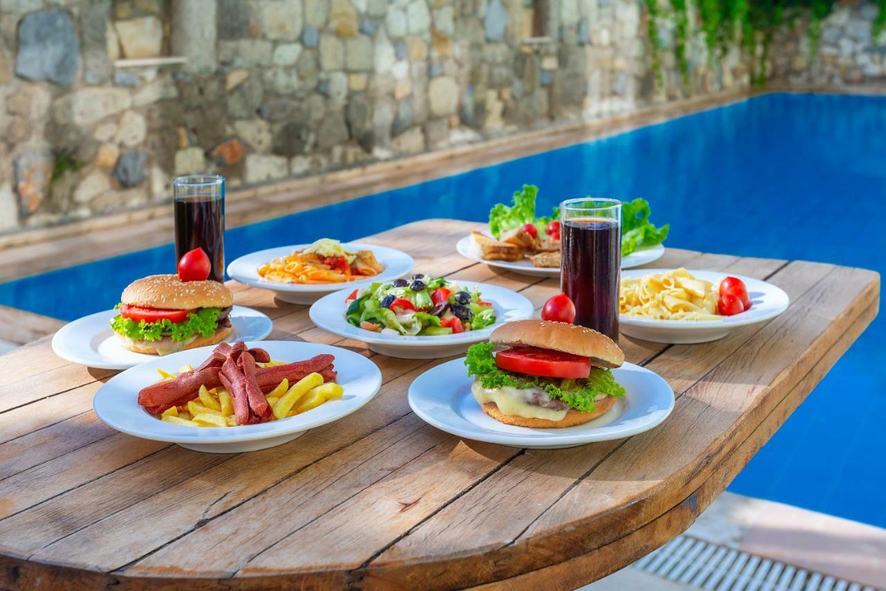 Kabasakal Otel Çeşme Esterno foto